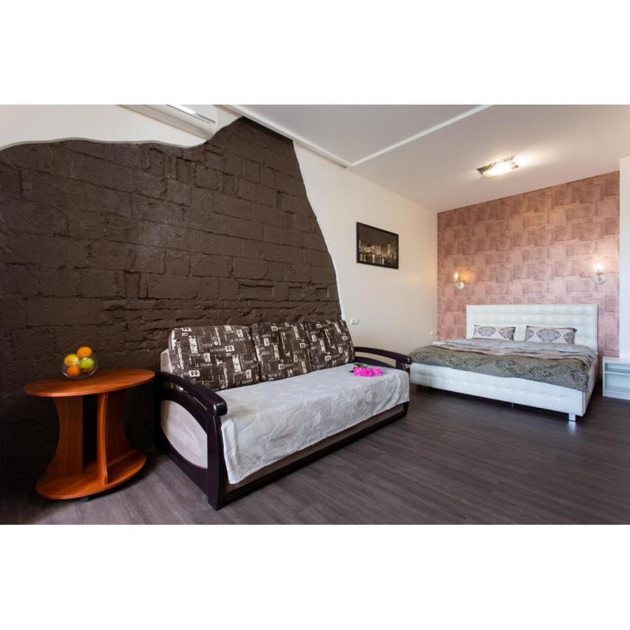 Studio Apartments In The City Center คาร์คิฟ ภายนอก รูปภาพ