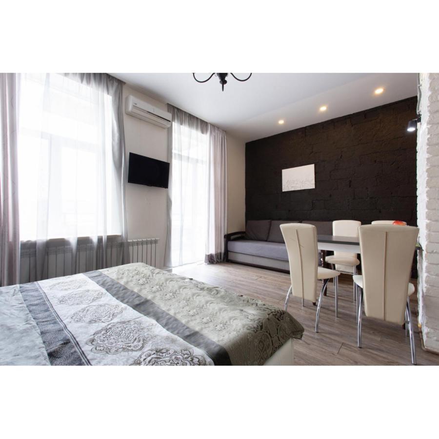 Studio Apartments In The City Center คาร์คิฟ ภายนอก รูปภาพ