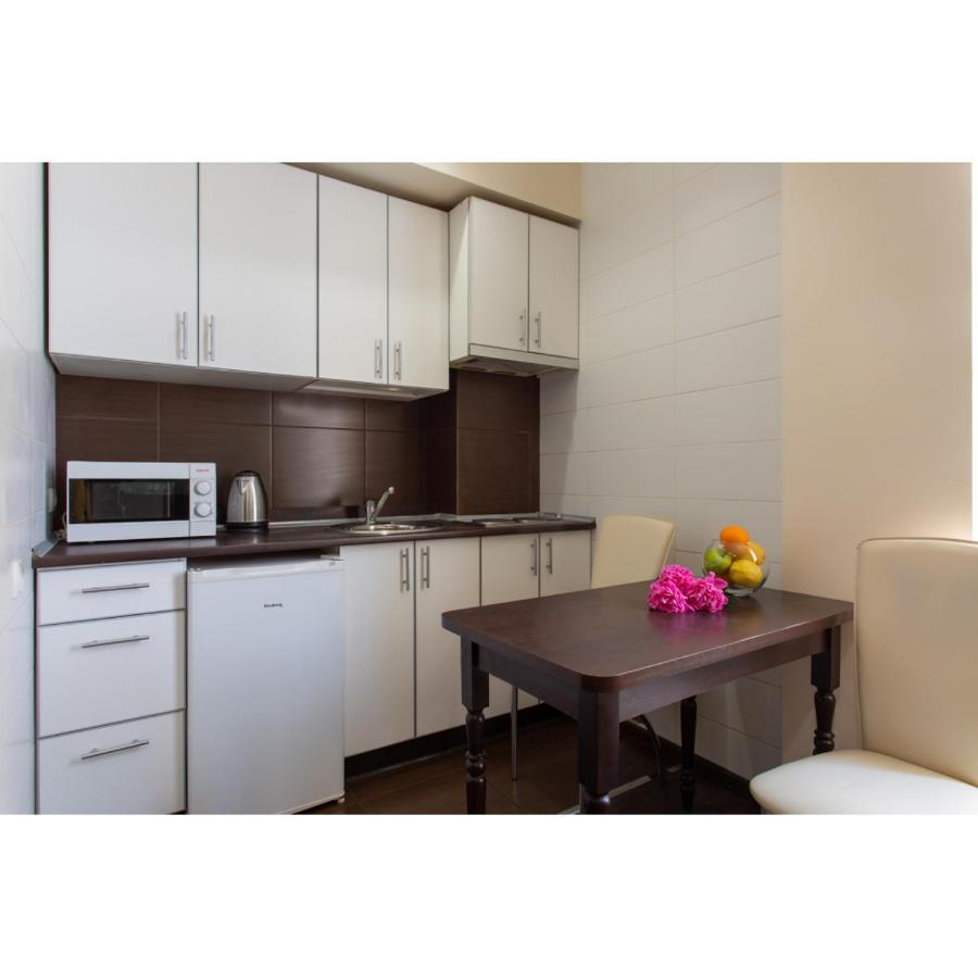Studio Apartments In The City Center คาร์คิฟ ภายนอก รูปภาพ